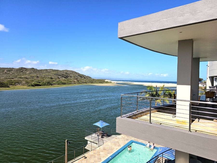 Commercial Property for Sale in Hartenbos Central Western Cape